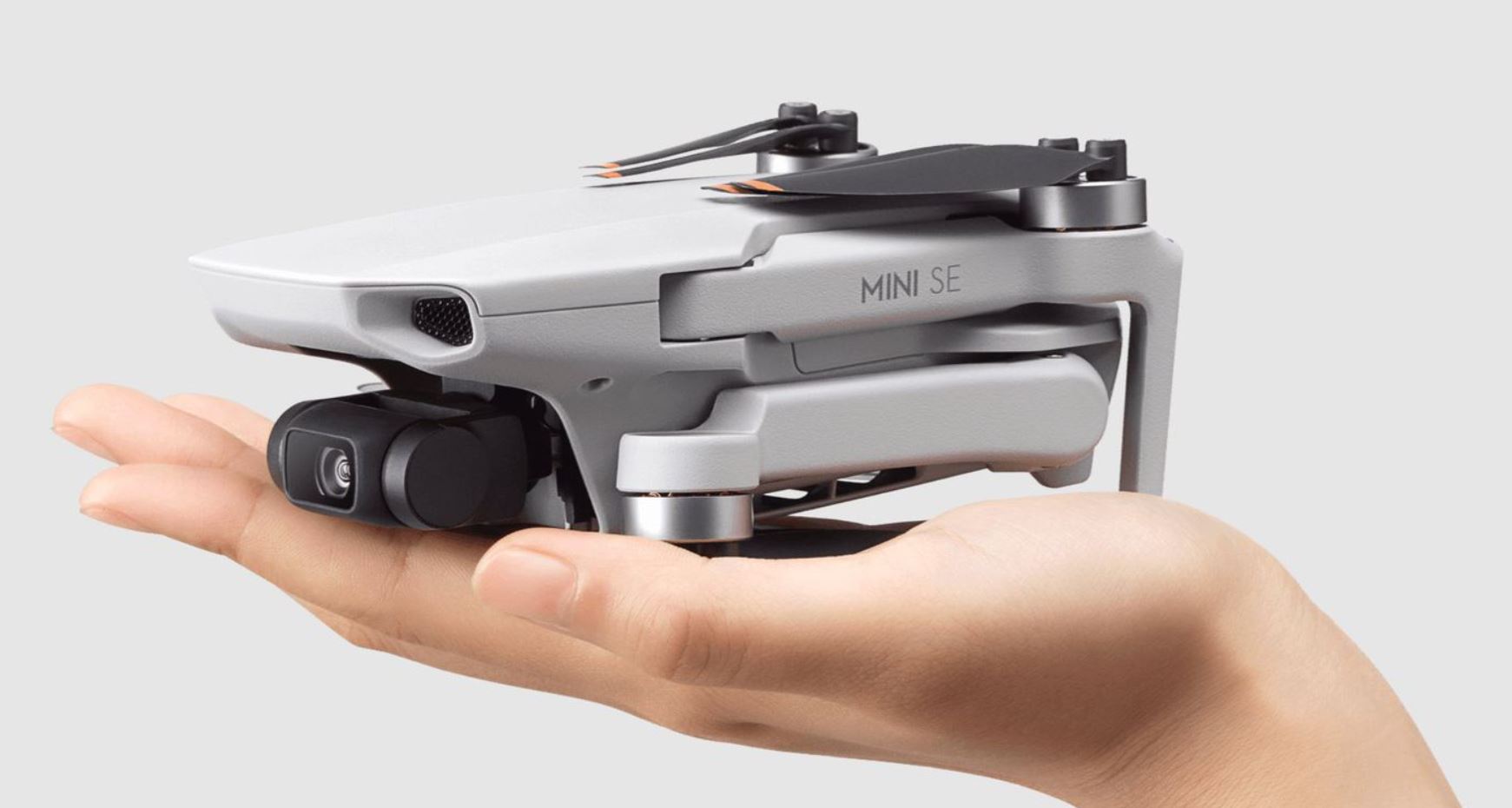 Περισσότερες πληροφορίες για "Η DJI κάνει διαθέσιμο το Mini SE drone με κόστος $299"