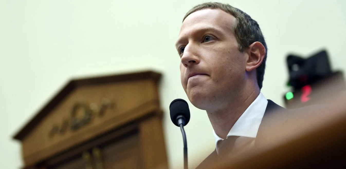 O Mark Zuckerberg αρνείται ότι το Facebook βάζει το κέρδος πάνω από την ασφάλεια των χρηστών του