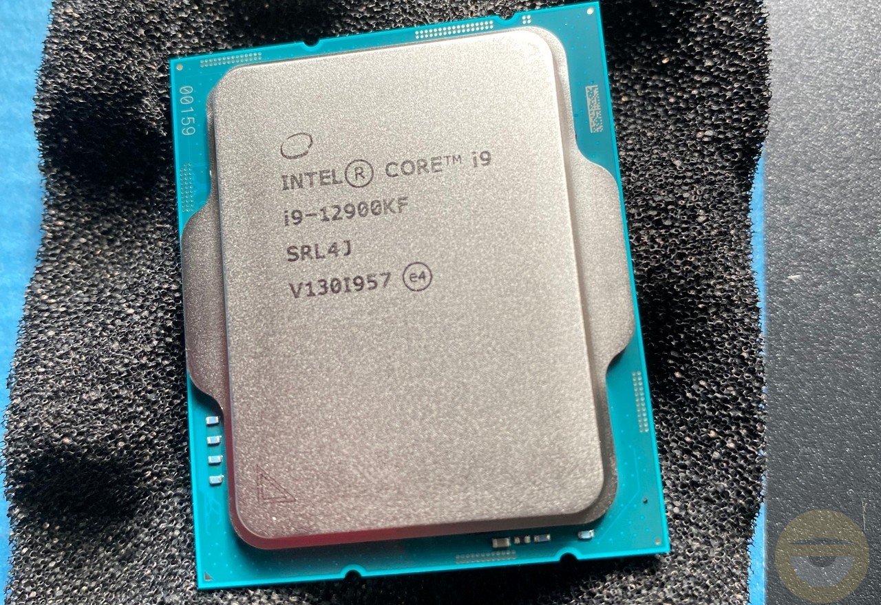Intel Core i9-12900KF Review