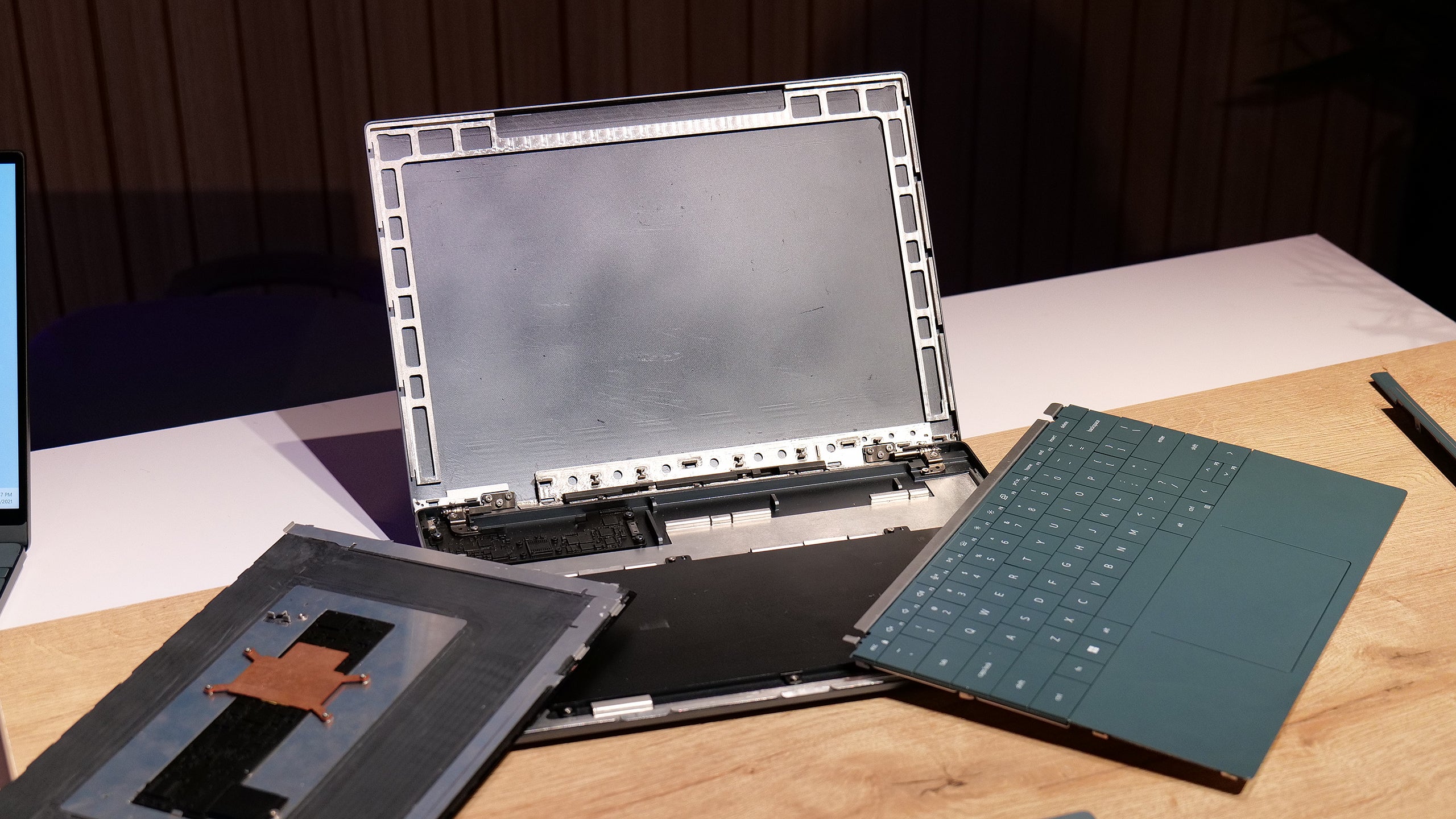 Το Concept Luna της Dell μας δίνει μια άποψη στον μελλοντικό σχεδιασμό των Laptop