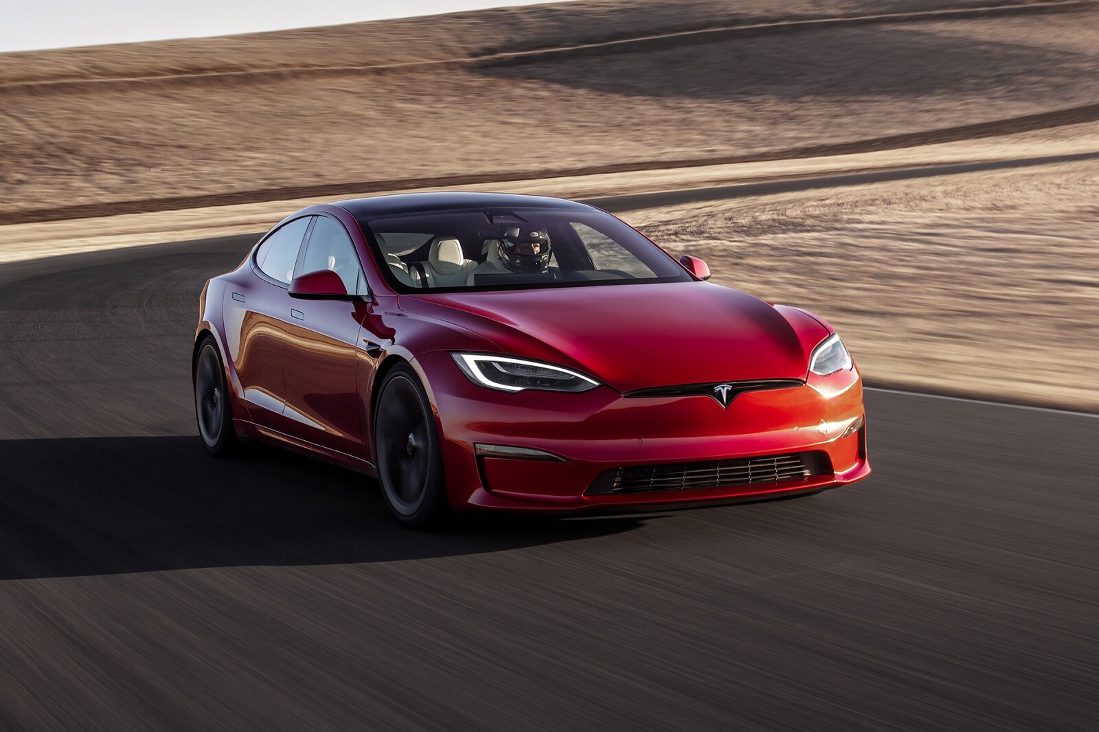 Η Tesla ανεβάζει τις τιμές όλων των μοντέλων της