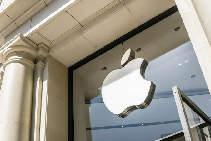 Η Apple μηνύει startup για κλοπή εμπορικών μυστικών