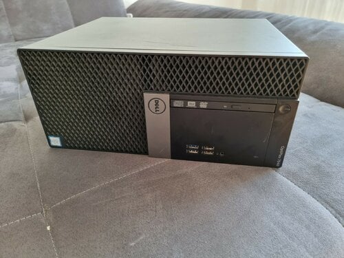 Περισσότερες πληροφορίες για "Dell OptiPlex 7040 MT i5-6500, 16GB DDR3,240GB SSD"