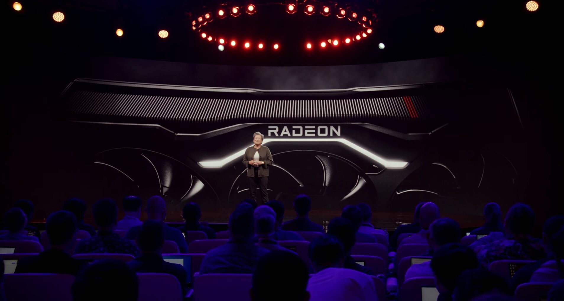 Η AMD ισχυρίζεται ότι οι κάρτες γραφικών RDNA3 προσφέρουν 50% αύξηση performance-per-watt σε σχέση με την τωρινή γενιά