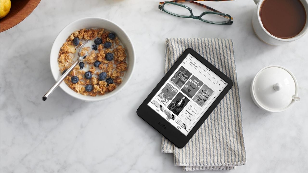 Περισσότερες πληροφορίες για "Νέο «απλό» Kindle της Amazon με 32GB, πιο ευκρινή οθόνη, USB-C και κόστος 100 δολάρια"