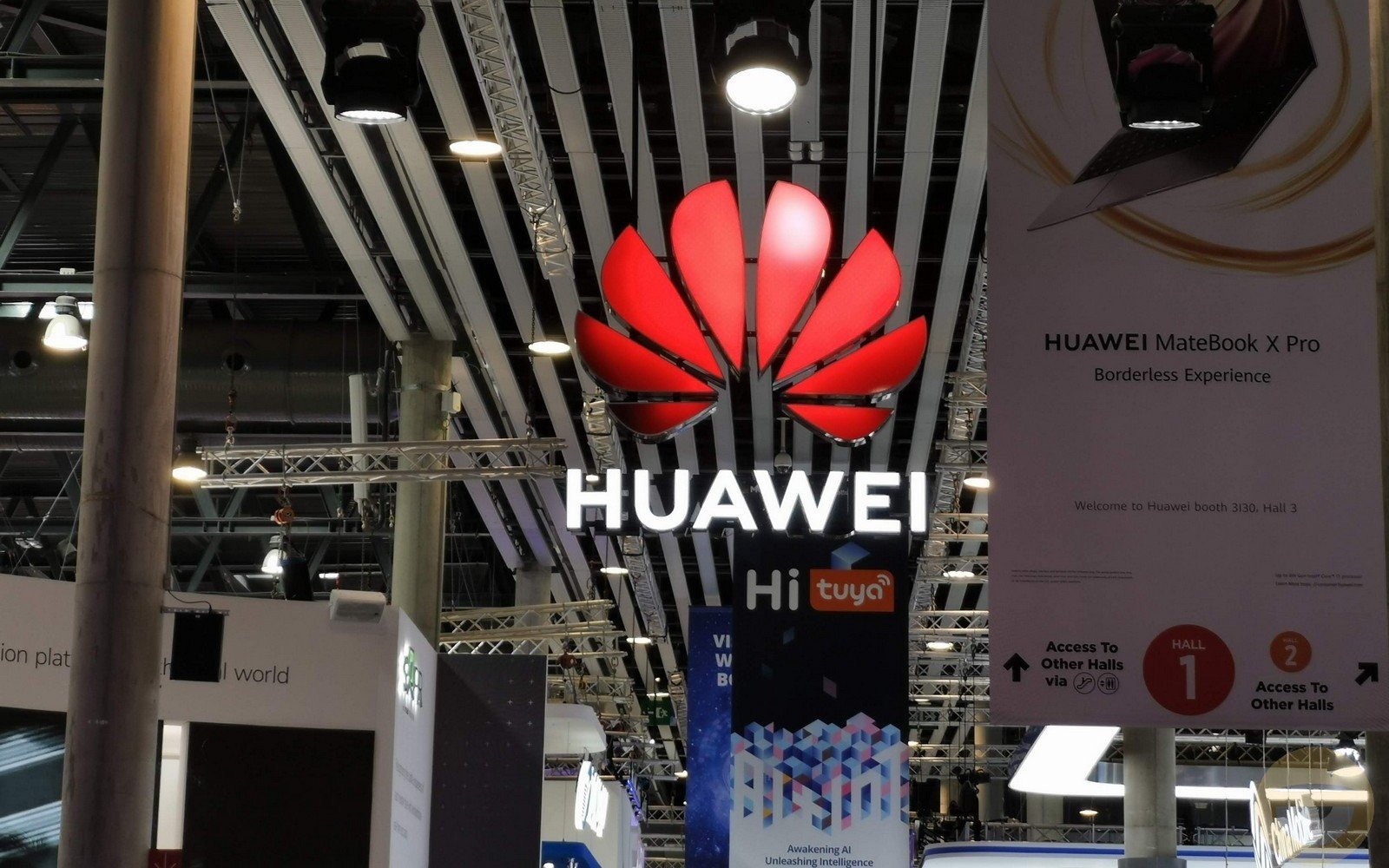 IFA 2022: Η Huawei παρουσίασε κινητά, laptop, tablet και ένα smartwatch με ECG