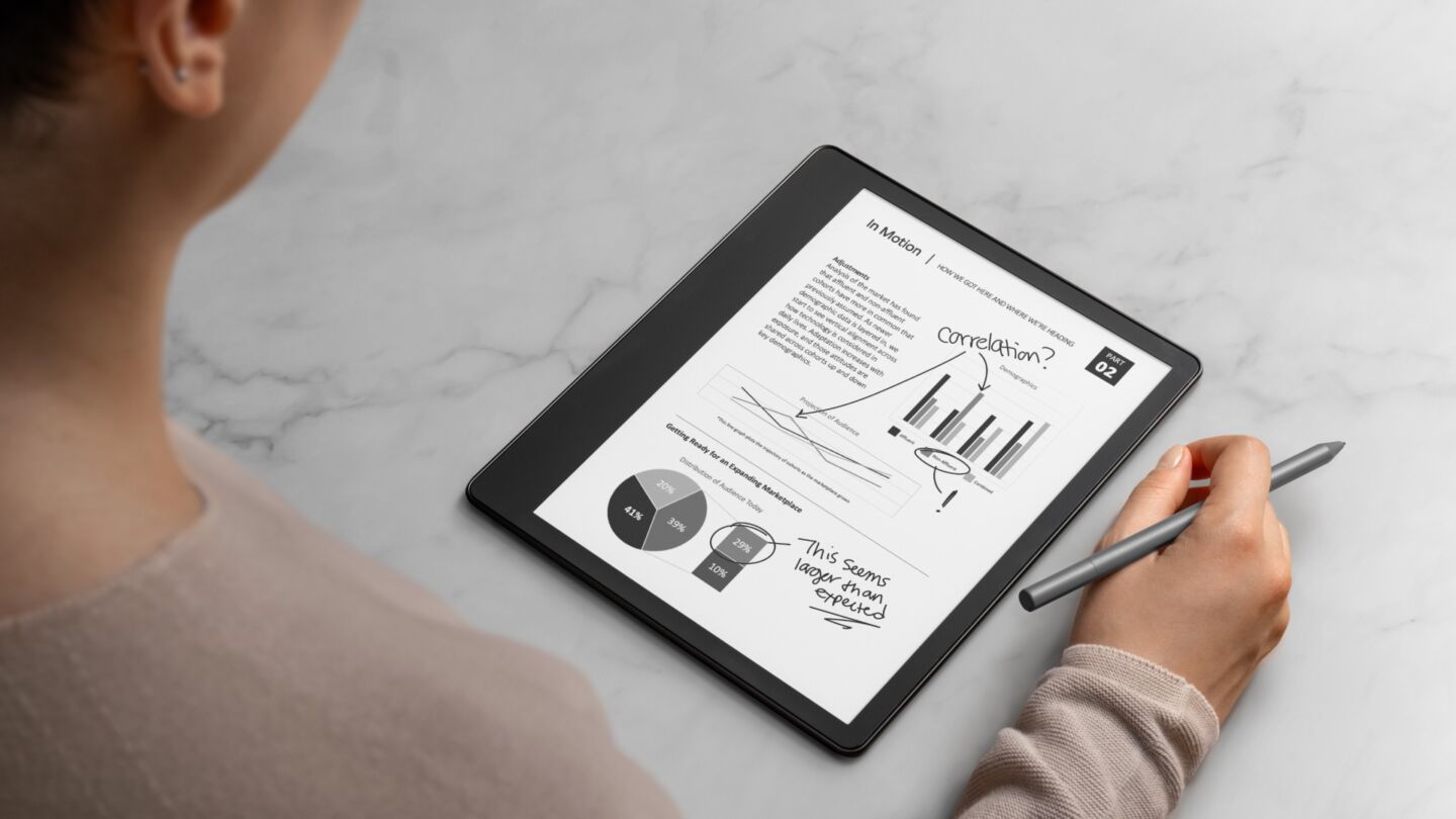 Περισσότερες πληροφορίες για "Το Kindle Scribe αξίας €399, είναι το πρώτο e-book reader της Amazon με υποστήριξη γραφής και stylus"