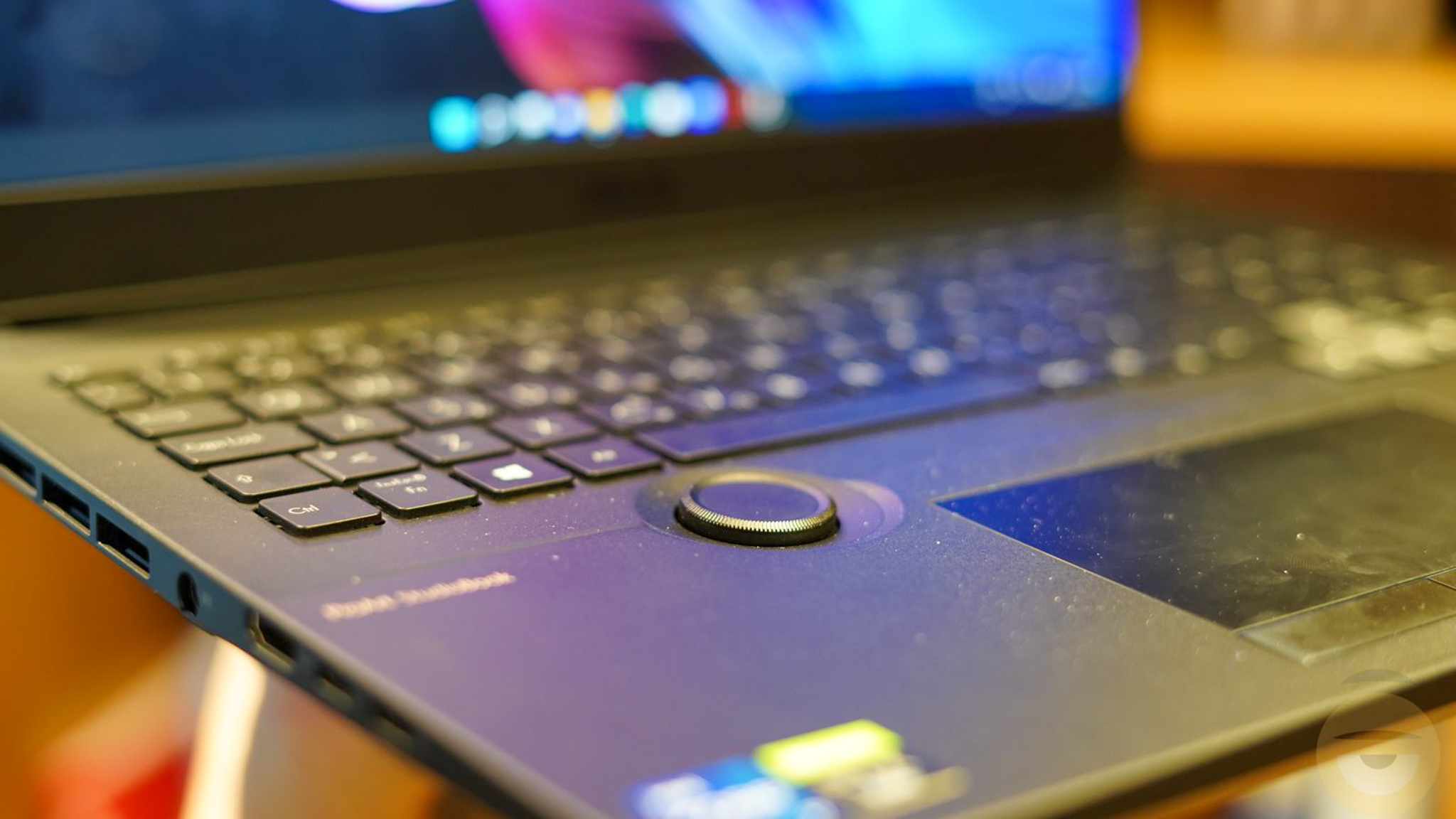 ASUS StudioBook ProArt 16 OLED W7600 Review