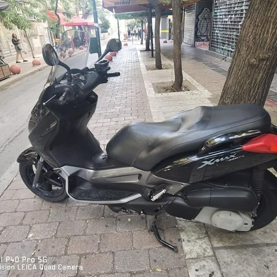 motor yamaha x max 250cc