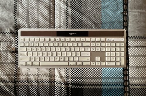 Περισσότερες πληροφορίες για "Logitech K750 Wireless Solar Keyboard for Mac / Microsoft Wireless Desktop 800 - Αθήνα"