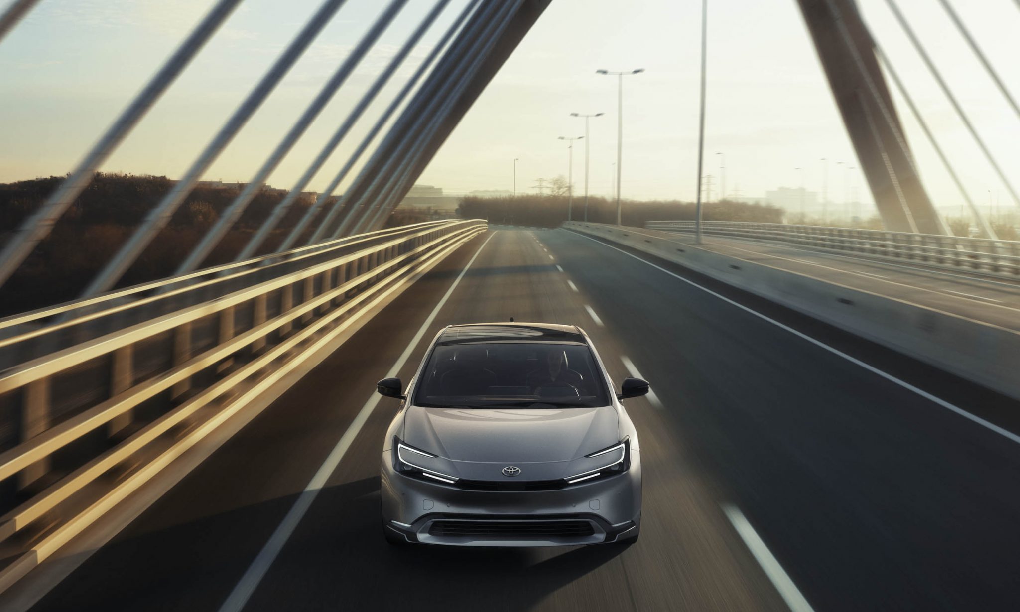 Το νέο Prius (2023) της Toyota είναι οικονομικότερο σε κατανάλωση καυσίμου από την περασμένη γενιά