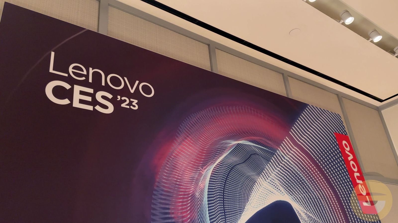 CES 2023: Αυτά είναι τα νέα laptops και tablets της Lenovo