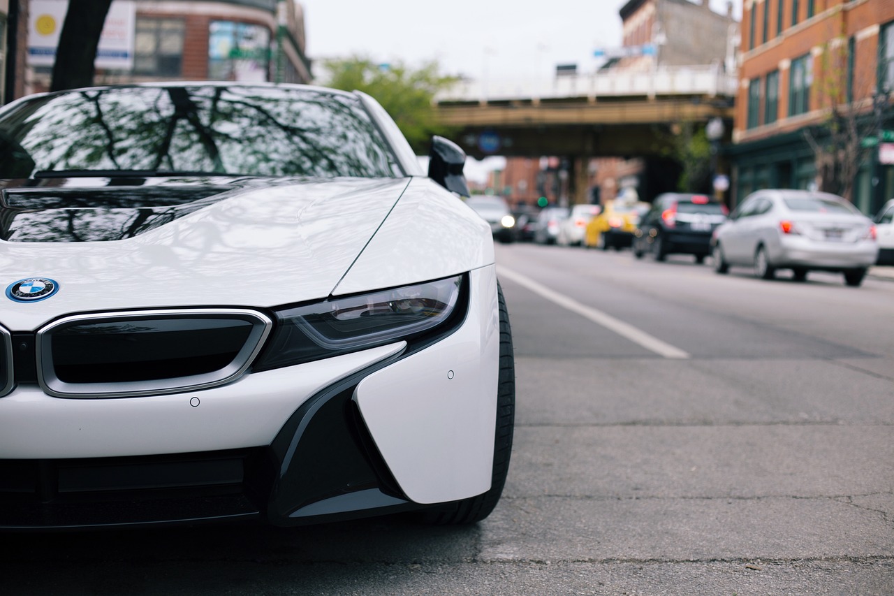 Η BMW ανακαλεί πάνω από 14.000 ηλεκτρικά οχήματα iX, i4 και i7 για ελαττωματικό λογισμικό μπαταρίας