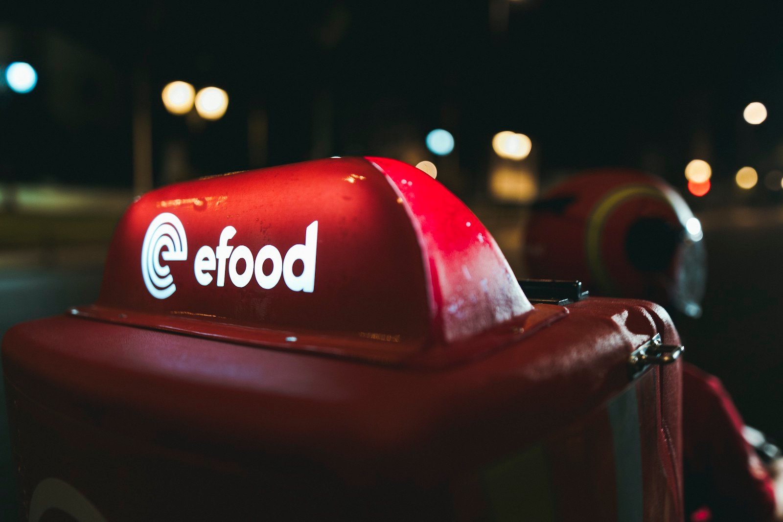 Mastercard και efood: Προσφορά περισσότερων από 1.250.000 σχολικών γευμάτων σε παιδιά που έχουν ανάγκη