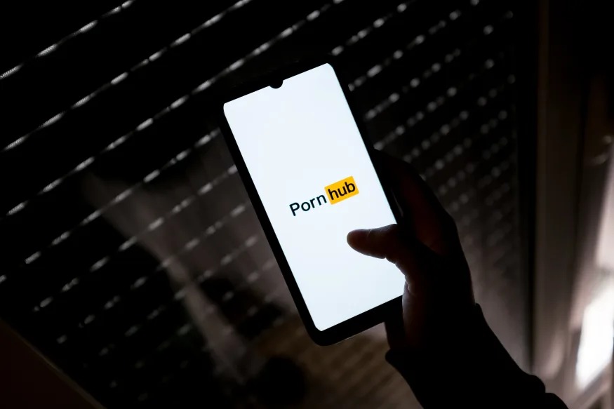 Περισσότερες πληροφορίες για "Οι κάτοικοι της Λουιζιάνα θα χρειάζονται πλέον κυβερνητική ταυτότητα για να έχουν πρόσβαση σε διαδικτυακό πορνό "