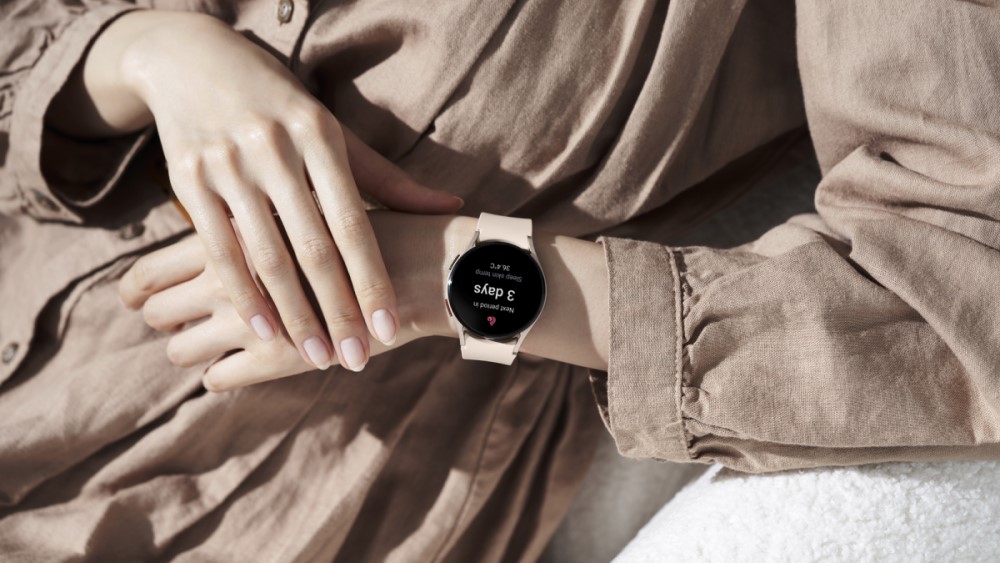Το Galaxy Watch5 αποκτά δυνατότητα παρακολούθησης του έμμηνου κύκλου, με βάση τη θερμοκρασία