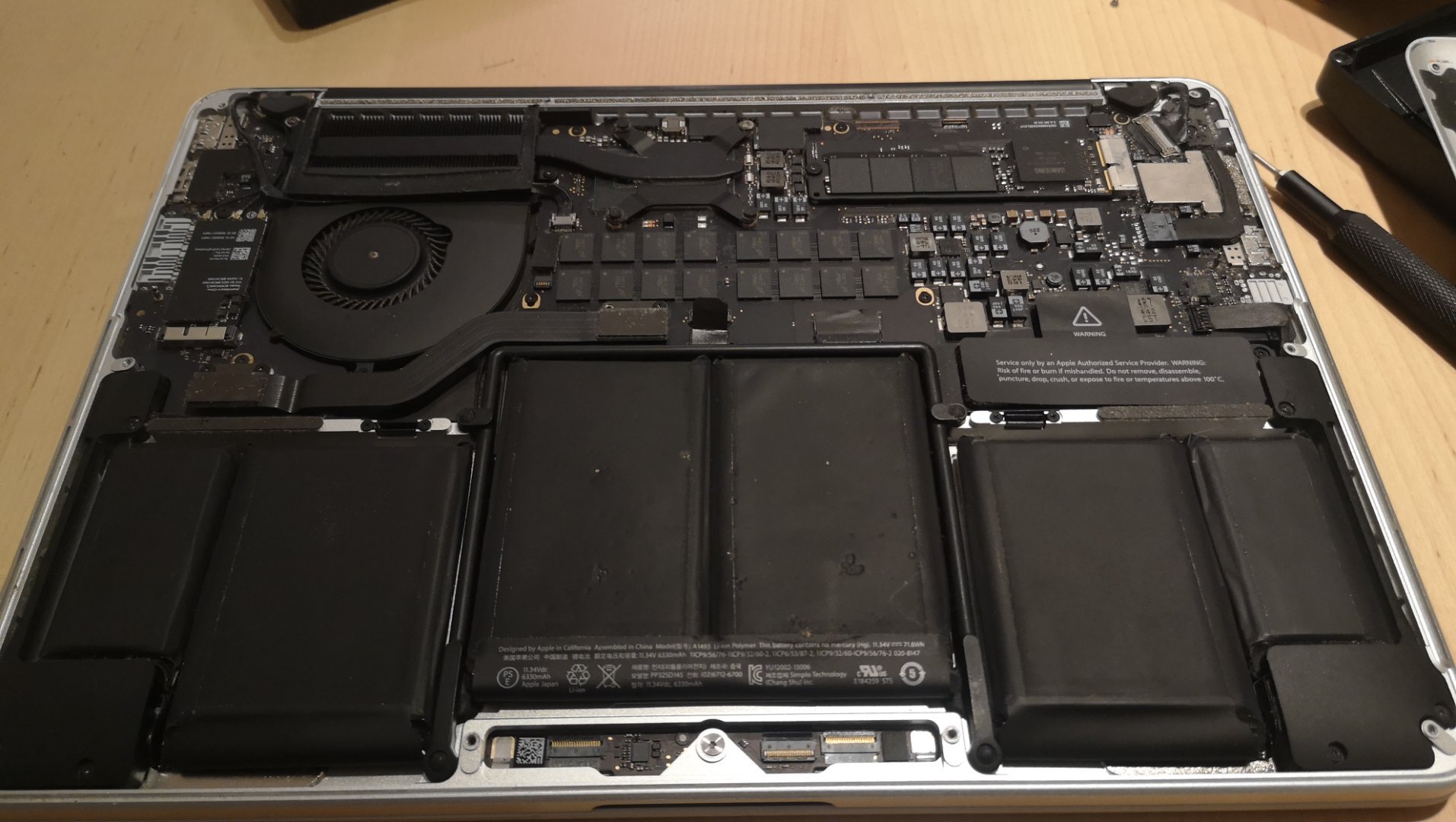 MacBook Pro (Model A1502 EMC 2875, Retina, 13inch, Mid 2014) Μόνο για