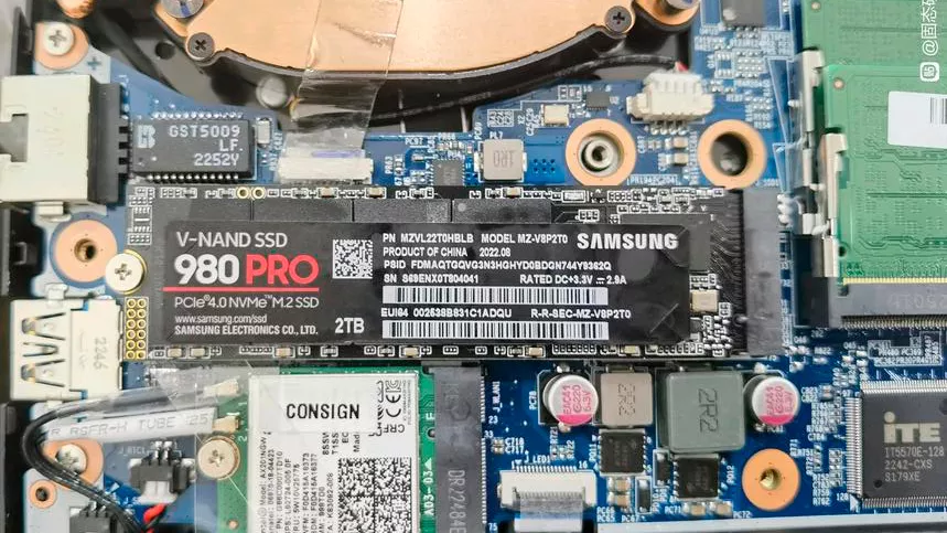 Περισσότερες πληροφορίες για "Τώρα κυκλοφορούν και απομιμήσεις των Samsung 980 Pro SSDs στην αγορά"