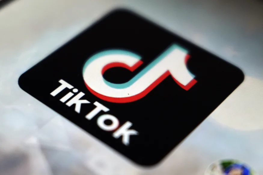 Το TikTok άρχισε την αφαίρεση βίντεο που παραπληροφορούν για την κλιματική αλλαγή