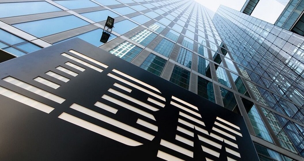 Η IBM σκοπεύει να αντικαταστήσει 7.800 θέσεις εργασίας χρησιμοποιώντας Αυτοματισμό και Τεχνητή Νοημοσύνη