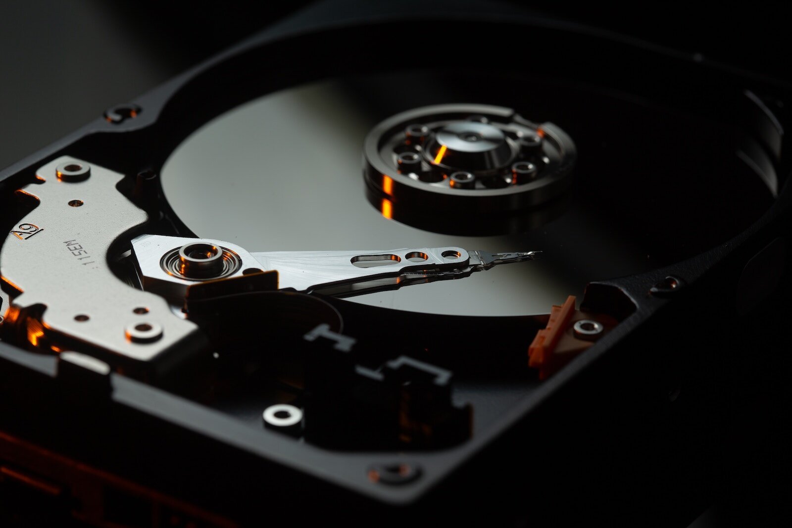 Study revealed that hard drives usually fail in less than 3 years – hard drive