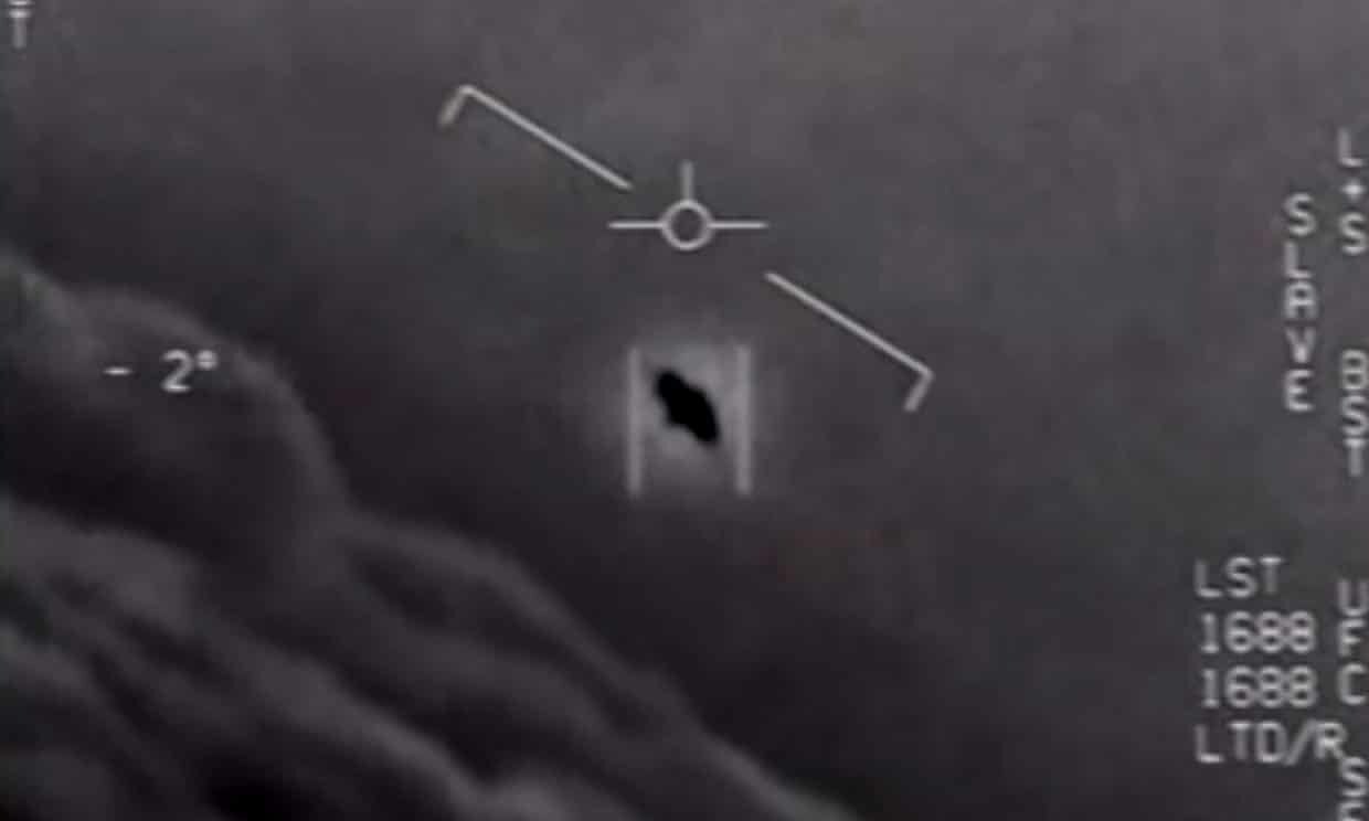 Οι ΗΠΑ καλούνται να αποκαλύψουν στοιχεία για UFO μετά τον ισχυρισμό ότι έχουν άθικτα εξωγήινα οχήματα