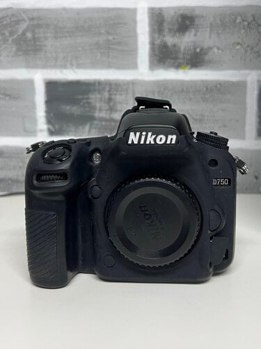Περισσότερες πληροφορίες για "Nikon d750"