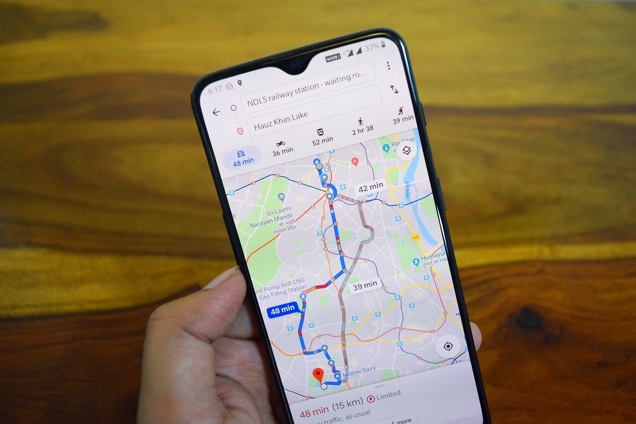 Περισσότερες πληροφορίες για "Το Android Auto επιτρέπει στους χρήστες να χρησιμοποιούν ξανά τα Google Maps στο αυτοκίνητό τους ταυτόχρονα"