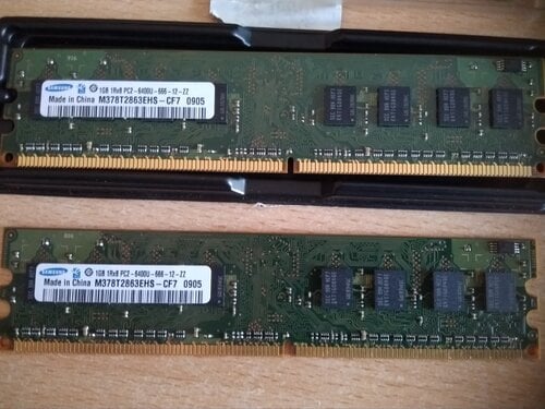 Περισσότερες πληροφορίες για "Μνήμες RAM DDR2 1GB 2τεμ. & 512ΜΒ 1τεμ."