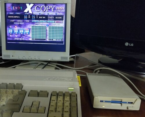 Περισσότερες πληροφορίες για "Commodore 1011 amiga drive"
