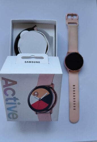 Περισσότερες πληροφορίες για "Samsung Galaxy Watch Active (40mm/Ροζ χρυσό)"