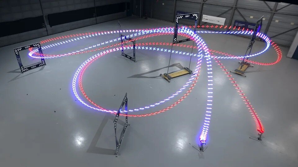 Ένα σύστημα AI σε ρόλο πιλότου κέρδισε εύκολα τρεις επαγγελματίες χειριστές αγωνιστικών drones