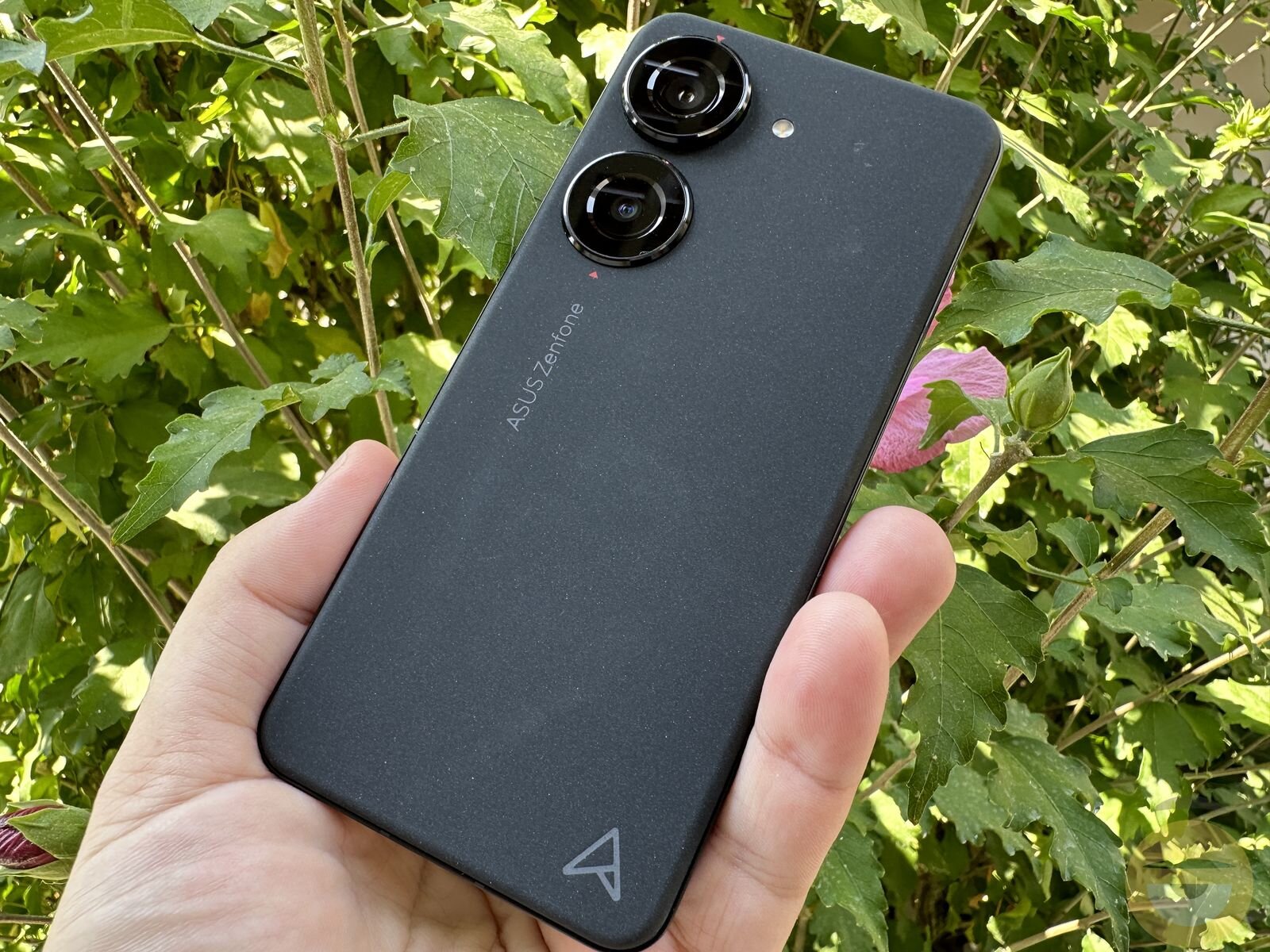 Περισσότερες πληροφορίες για "ASUS Zenfone 10 Review - Το καλύτερο «μικρό» smartphone της αγοράς"