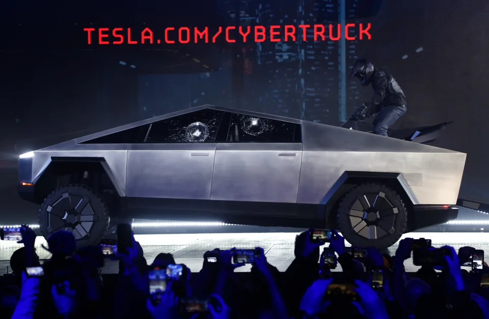 Οι παραδόσεις του Tesla Cybertruck ξεκινούν στις 30 Νοεμβρίου