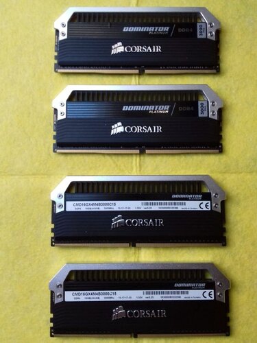 Περισσότερες πληροφορίες για "DOMINATOR® PLATINUM 16GB (4 x 4GB) DDR4 DRAM 3000MHz C15 Memory Kit"