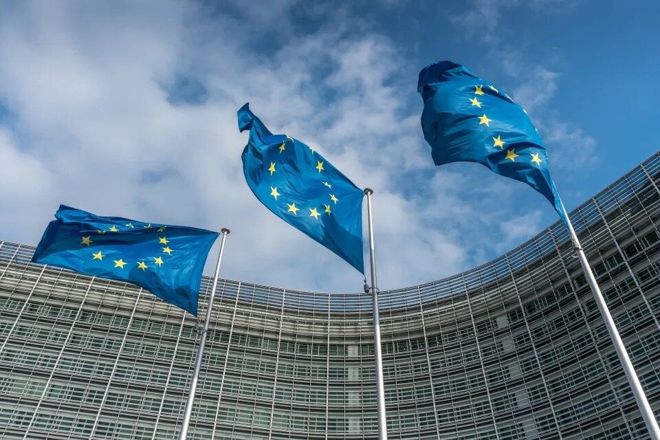 Η ΕΕ αναλαμβάνει δράση κατά της X για παράνομο περιεχόμενο και παραπληροφόρηση