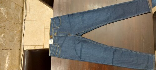 Περισσότερες πληροφορίες για "Lee blue jeans 32×32 καινούργιο"