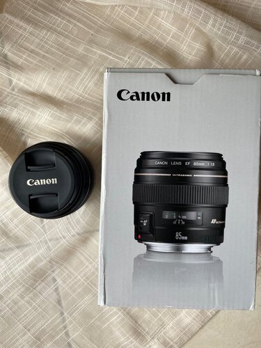 Περισσότερες πληροφορίες για "Canon EF 85mm f/1.8 usm"