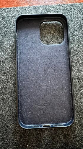 Περισσότερες πληροφορίες για "Original Apple Leather Case with MagSafe for iPhone 14 Pro Max"
