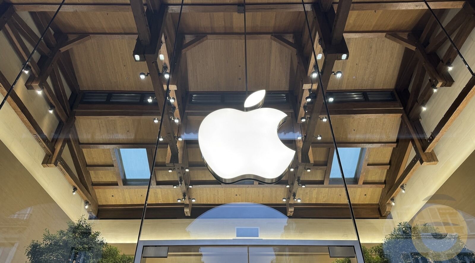 Η πολιτική του App Store της Apple επιτρέπει πλέον στους developers των ΗΠΑ να συνδέονται με συστήματα εξωτερικών πληρωμών