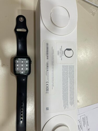 Περισσότερες πληροφορίες για "Apple Watch Series 4 (44mm/μαυρο/Αλουμίνιο)"
