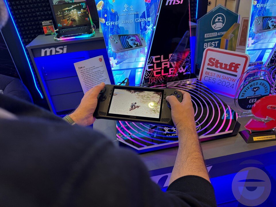MSI Claw, the first portable gaming console with Intel Core Ultra processor – MSI