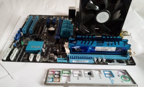 Περισσότερες πληροφορίες για "Set : mobo Asus M5A97 + cpu amd fx-6300 + cpu cooler coolermaster + ram DDR3 8GB 1600Mhz"