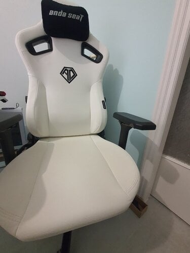 Περισσότερες πληροφορίες για "ANDA SEAT Gaming Chair KAISER-3 Large White καρέκλα λευκή"