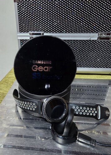 Περισσότερες πληροφορίες για "Samsung Gear S3 Frontier"