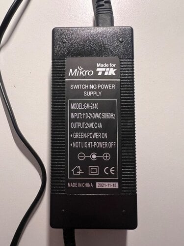 Περισσότερες πληροφορίες για "MikroTik Oem GM-2440 Power Adapter 24V 4A for RouterBOARD"