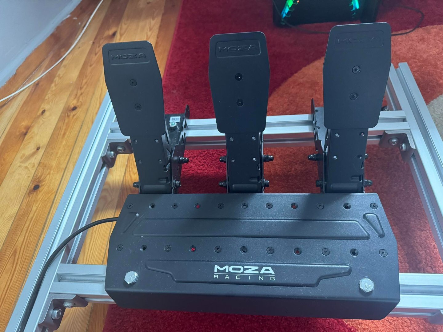 Racing rig Moza R5 + EXTRAS - Χειριστήρια - Insomnia.gr