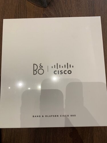 Περισσότερες πληροφορίες για "Cisco Bang & Olufsen 980 (Ενσύρματo & Ασύρματo)"