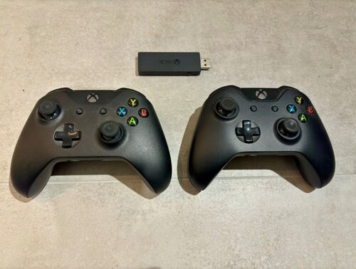 Περισσότερες πληροφορίες για "Microsoft Xbox One + Wireless (Μαύρο/Ασύρματα)"