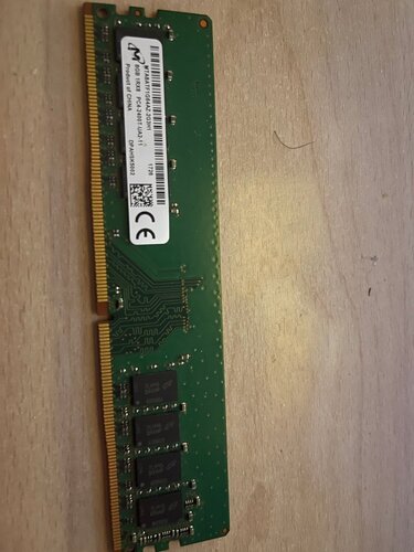 Περισσότερες πληροφορίες για "DDR4 RAM 8+8GB 2400MHZ KAI 2666MHZ"